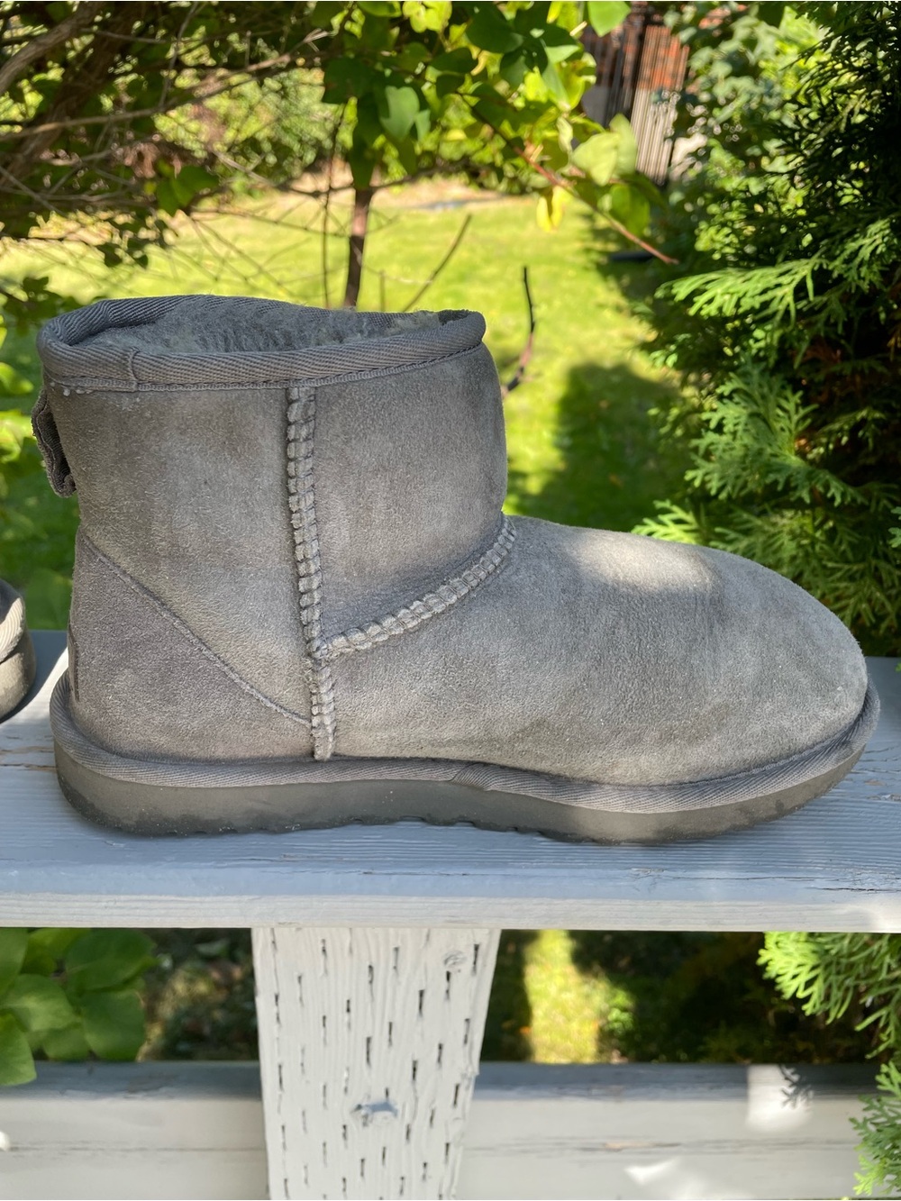 UGG Boots Classic Mini II size 7 Gray - Picture 5 of 14
